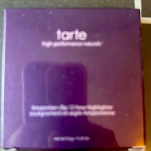 Tarte Amazonian clay 12 hour highlighter